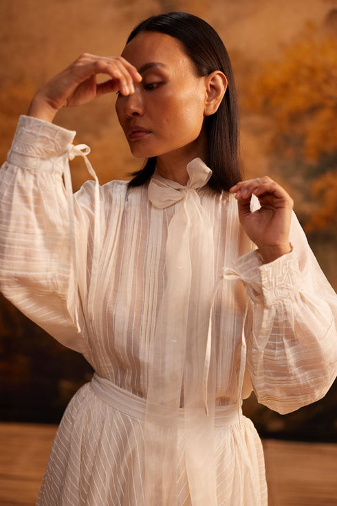 Yama-Ori dolman shirt with ribbon