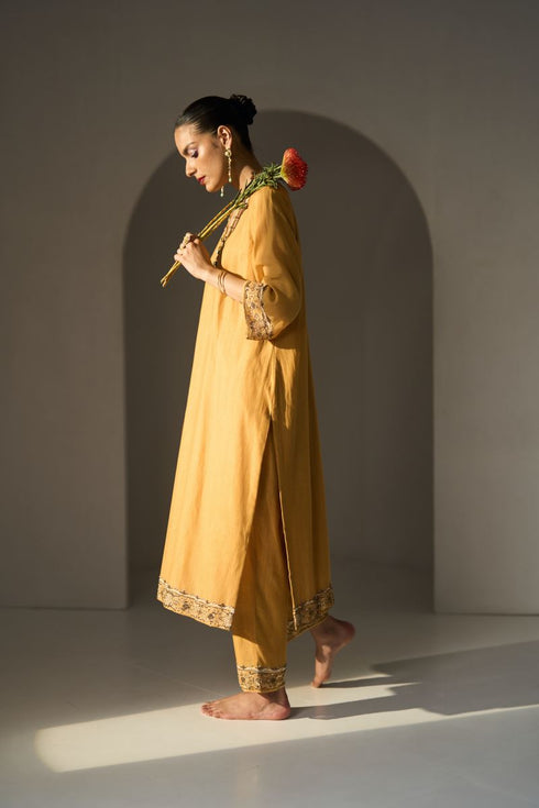 Yellow pavit kurta with pants