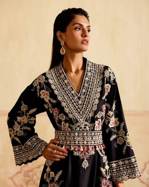 Zahara black contrast embroidered dress kurta with tie-up belt