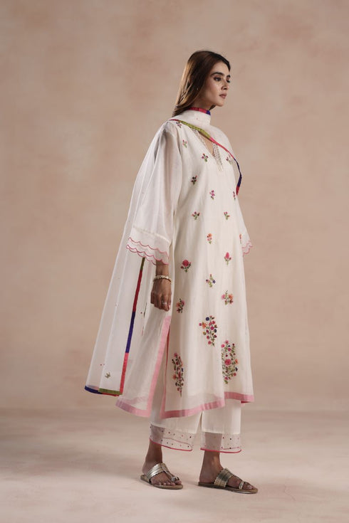 Zeya ivory kurta set