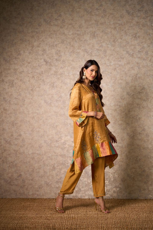 Zing ochre kurta with pants