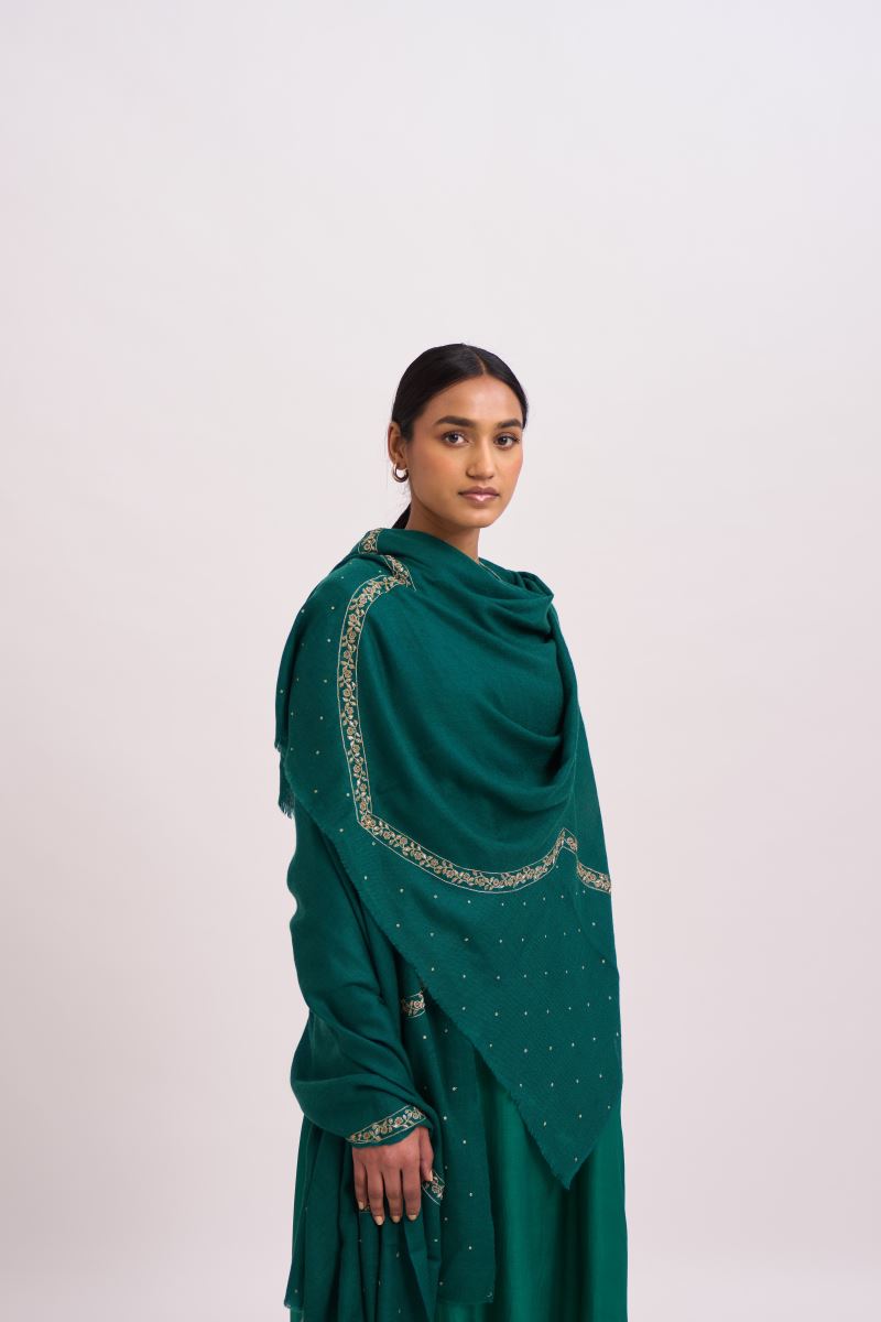Buy - Emerald green shawl | Elan Store Buy - Emerald green shawl | Elan Store