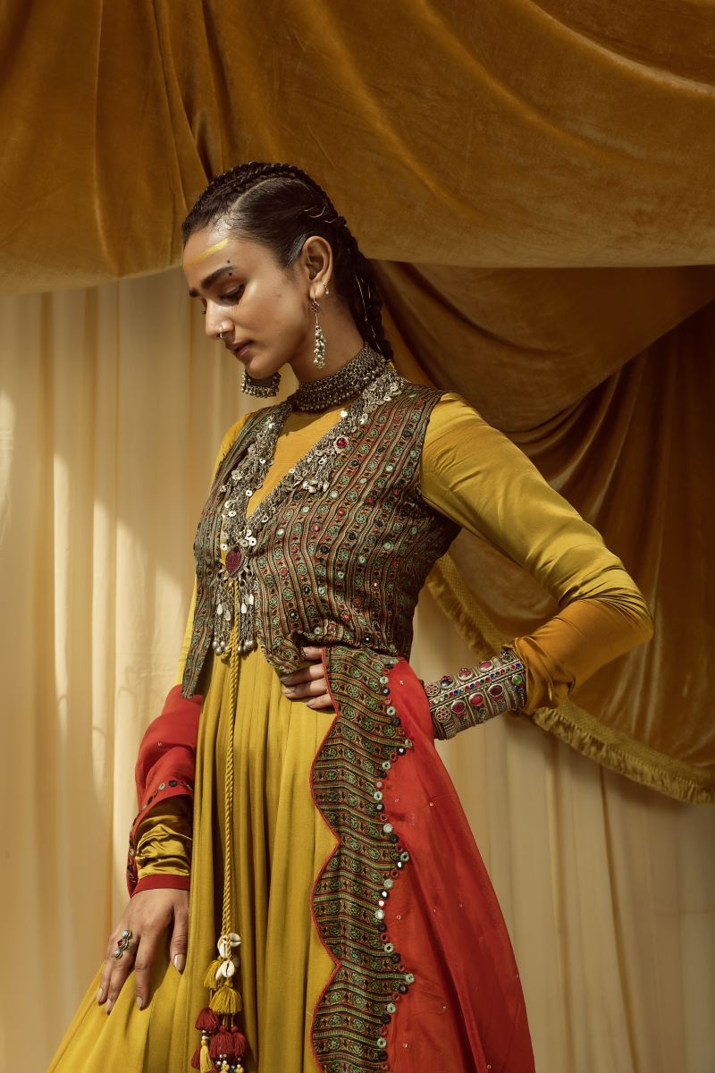 Chalka Banarsi Mustard Anarkali Kurta Set