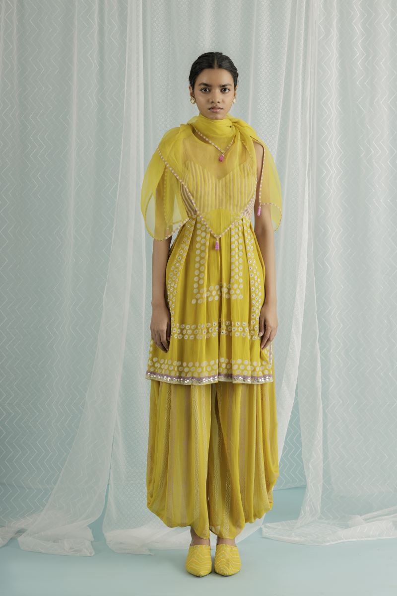 Canary Aila Kurta Set