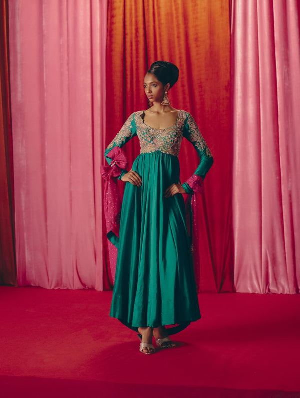 Ellisiana Lehenga set