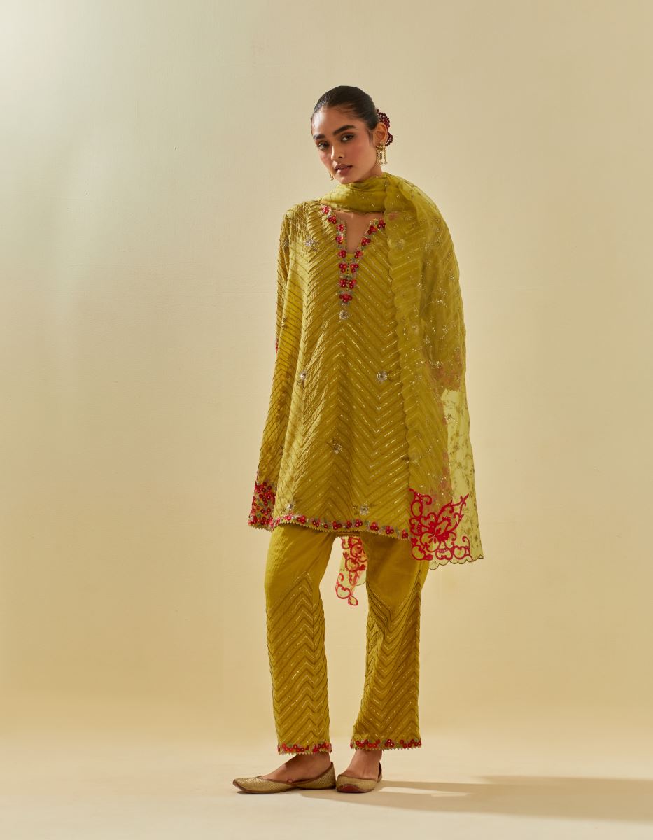 Kora designer clothes | Elanstore