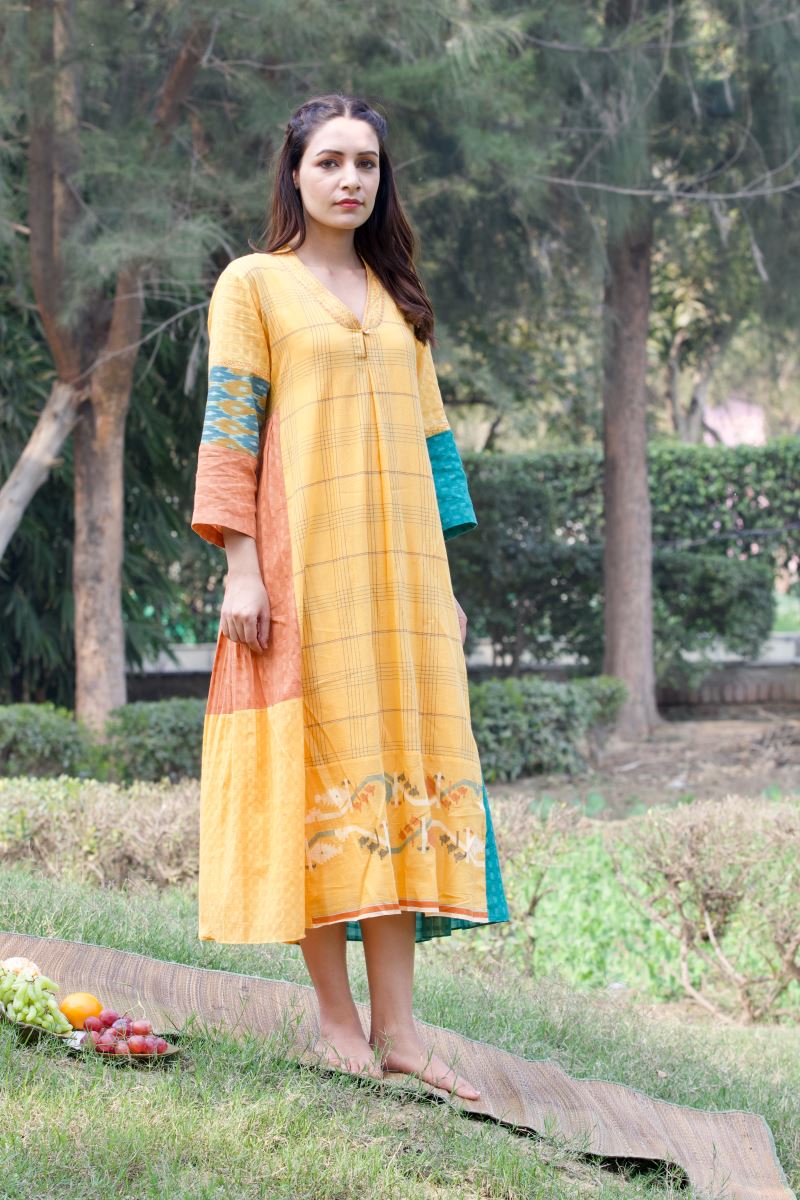 Buy - Aida by Priyanka Jain mango panel dress | Elan Store