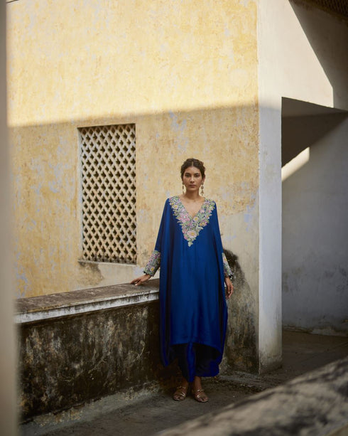 Spruce blue kaftan set