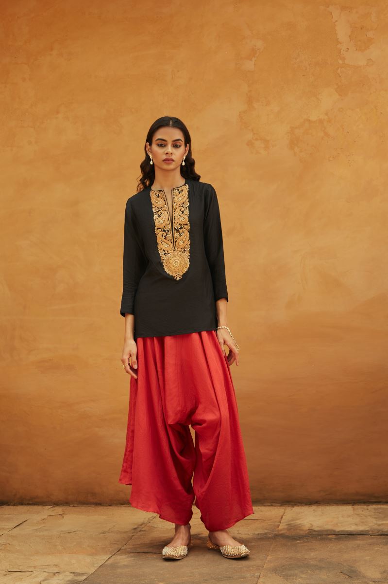 Beautiful handloom silk kurti with dhoti pant   Dhoti pants Sleeves  designs for dresses Clothes