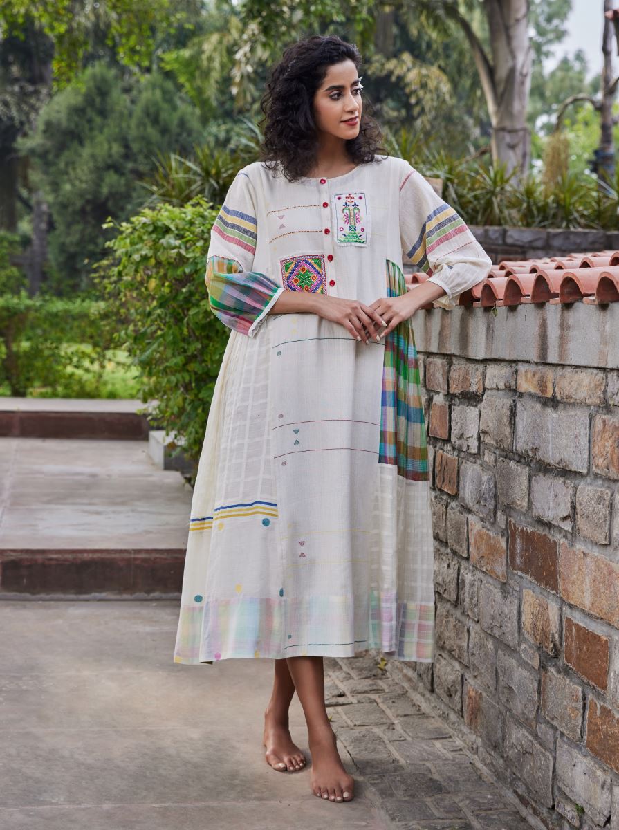 Buy - Off-white bhuj box dress | Elan Store